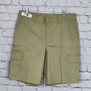 2/$20 Edwards Khaki Casual Wear Shorts Size 36